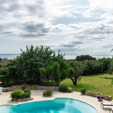 Etesia Salento - Pescoluse Vila *